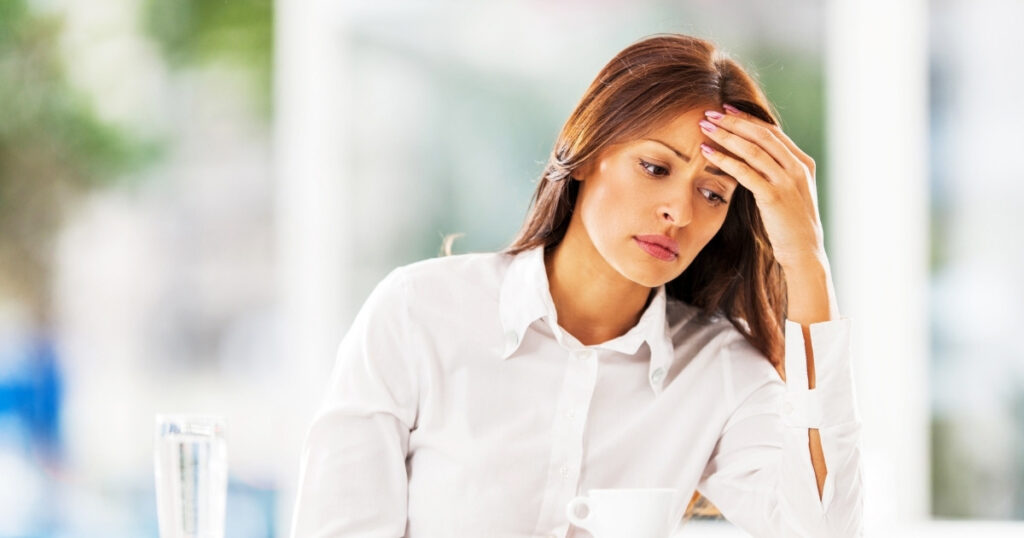 繊細な人の顔つきが変わるとき|サインと注意したい変化