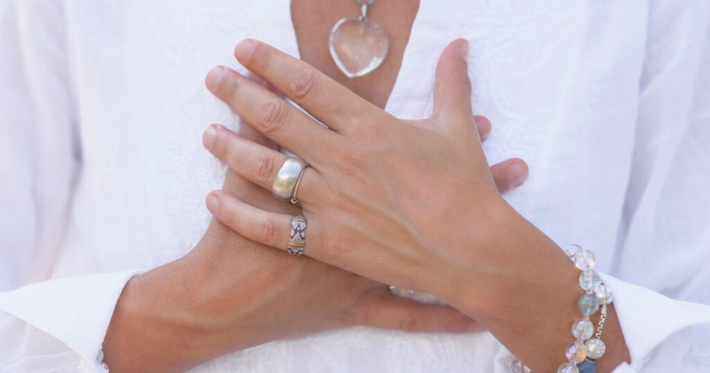 最強のオーラの色に近づく方法|今日からできる5つの習慣