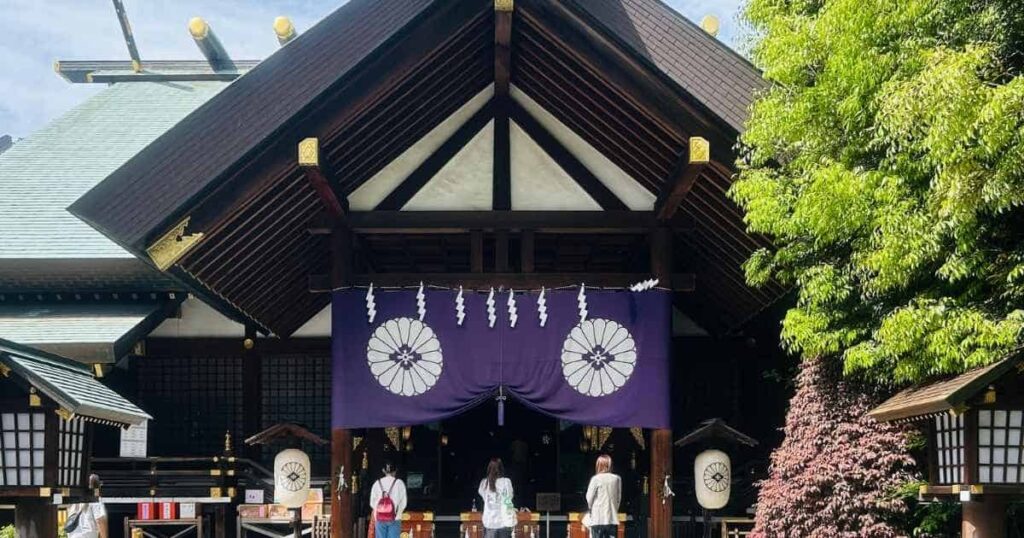 東京大神宮の拝殿