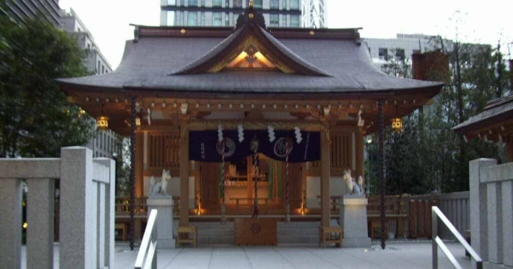 福徳神社の新しい社殿