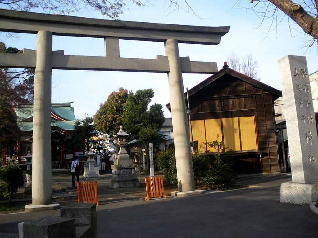 勝利八幡神社の鳥居